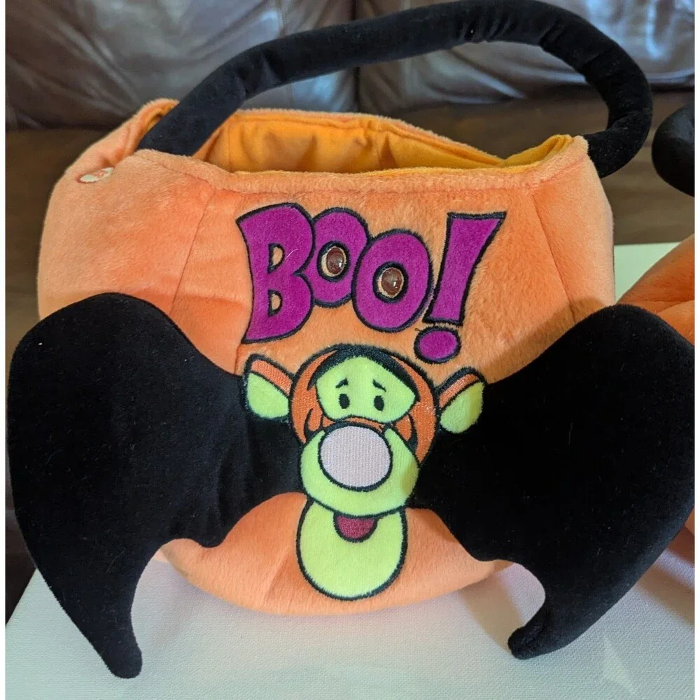 Set Of 2 Y2K Disney Catalog Tigger Vampire Bat  Halloween Plush Pumpkin Bag Sack